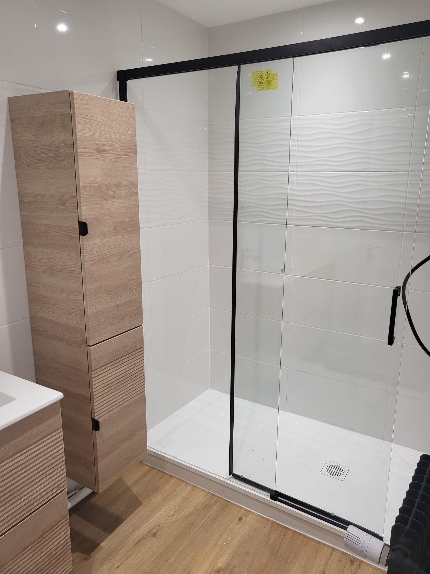 Chambre, entrée & salles d'eau — photo 1